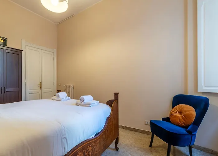 Guesthost - Sapienza Elegant Apartment!